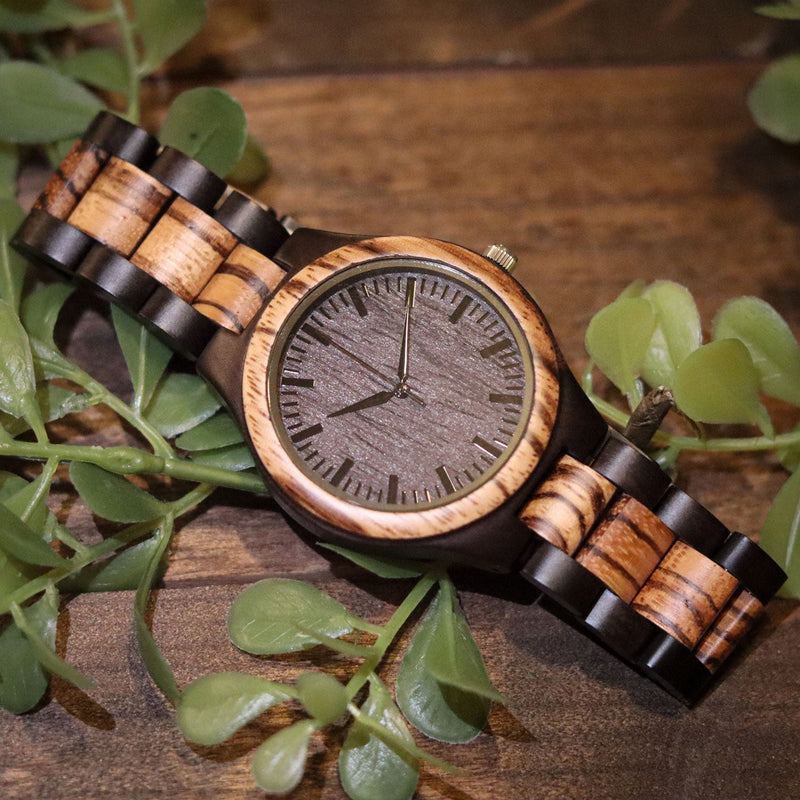 Personalized Grandiose Wooden Watch | Brown